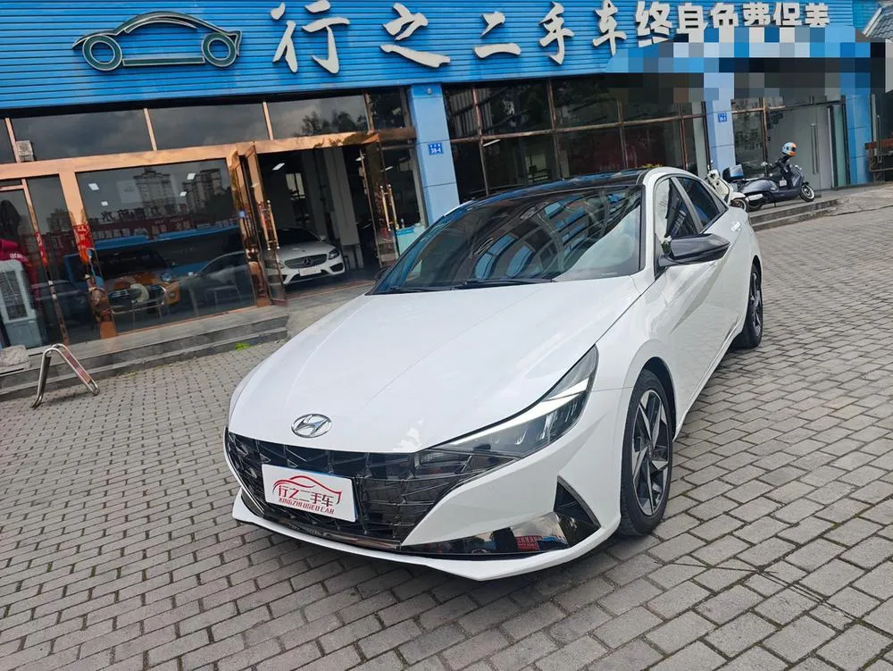Hyundai Elantra, 2021