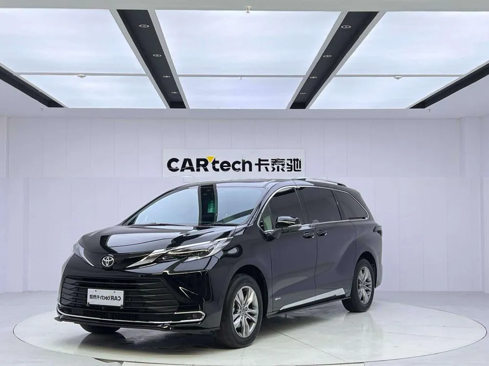 Toyota Sienna Dual Engine 2.5L Comfort Edition, 2024 — фото 1