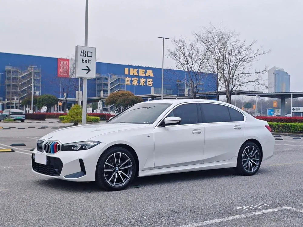 BMW 3-Series 320Li M Sport, 2023 — фото 1