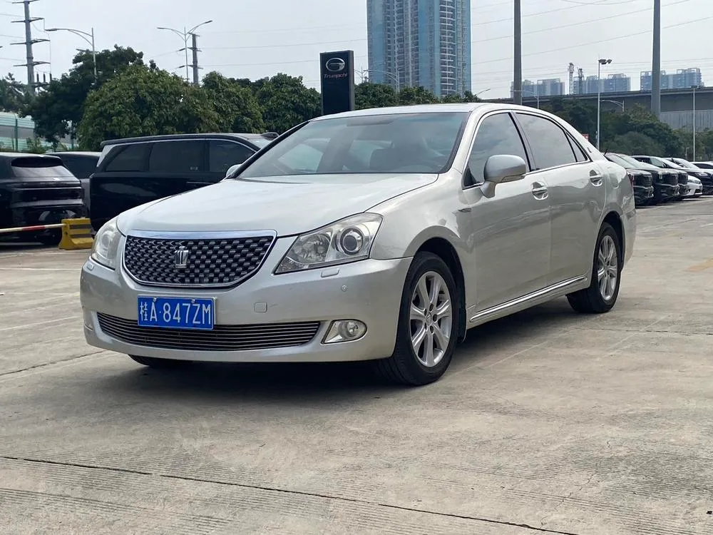 Toyota Crown 3.0L Royal Saloon Prestige Edition, 2010 — фото 1