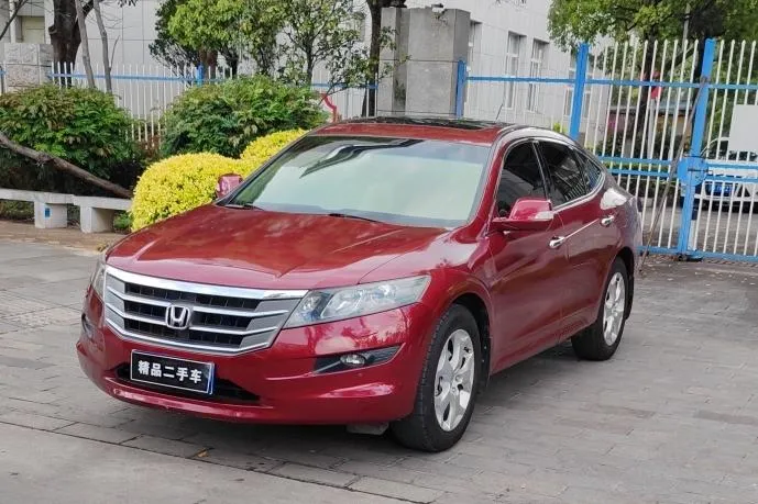 Honda Crosstour, 2012