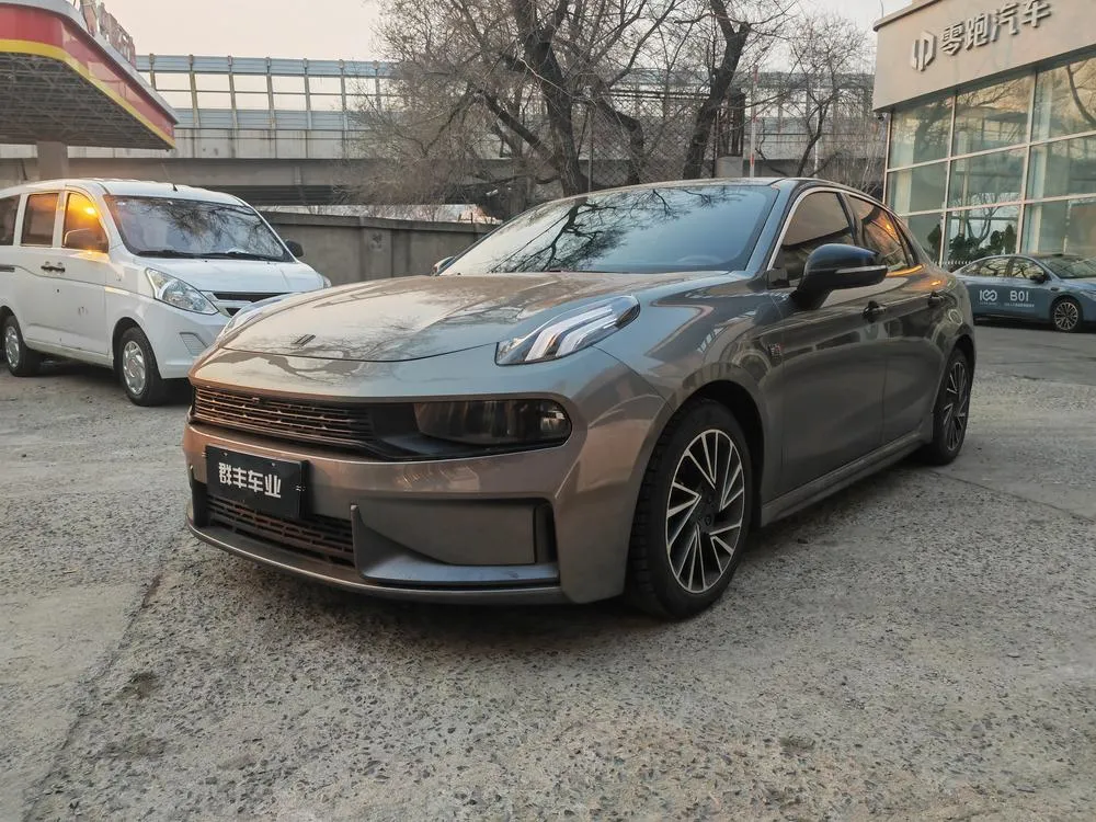 Lynk & Co 03 2.0TD DCT Dynamic Plus, 2022 — фото 1