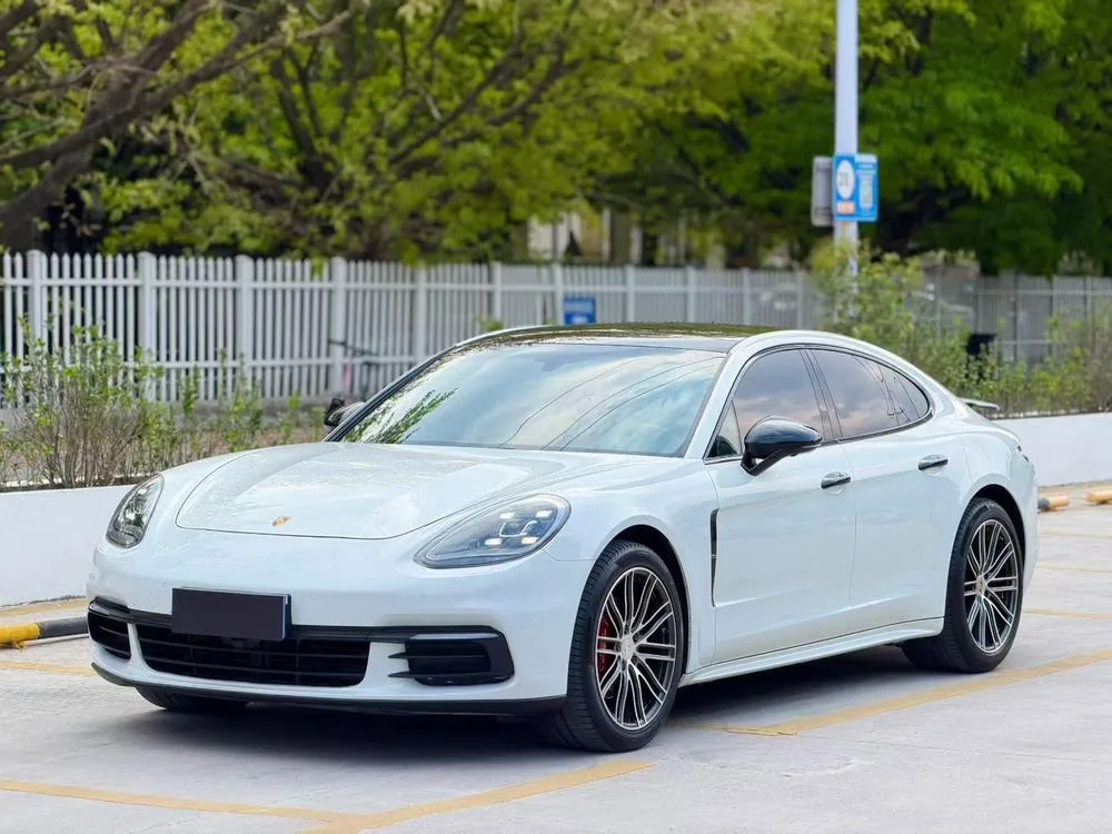 Porsche Panamera, 2017