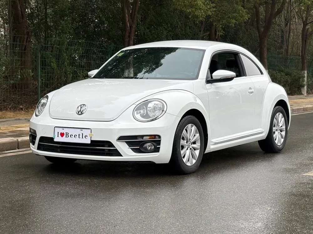Volkswagen Beetle 180TSI Version, 2018 — фото 1