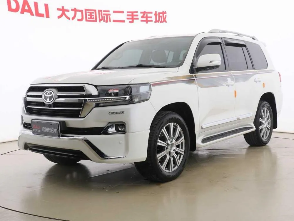 Toyota Land Cruiser (Import) 4.0L Auto 4WD 5 Seater Parallel Import, 2017 — фото 1