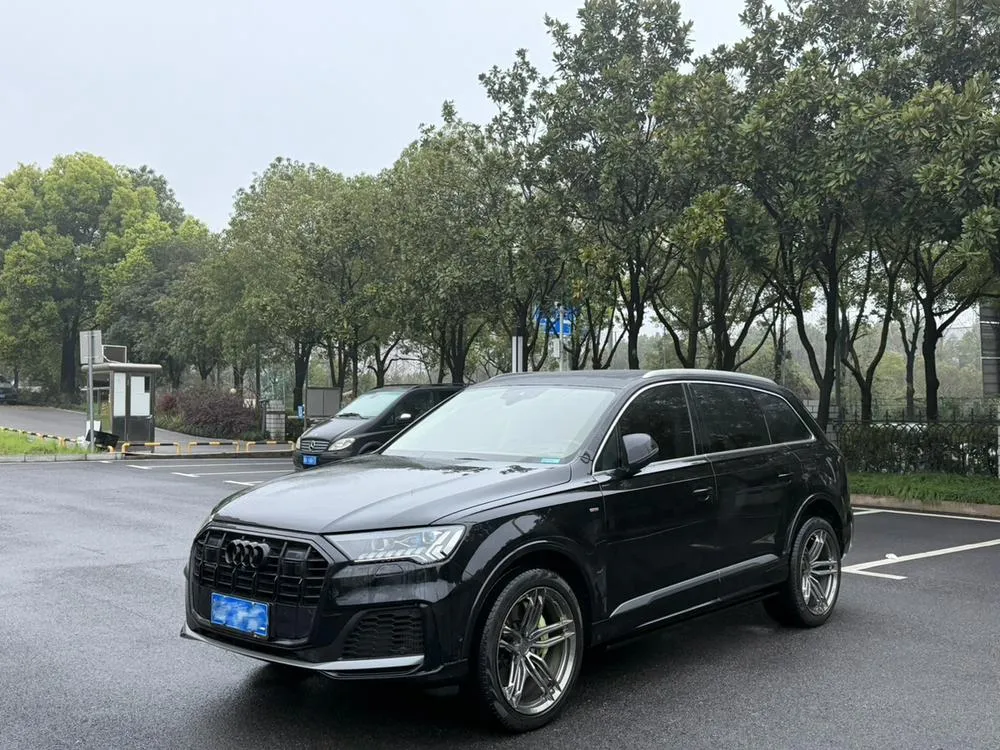 Audi Q7 55 TFSI quattro S line Premium Version, 2021 — фото 1