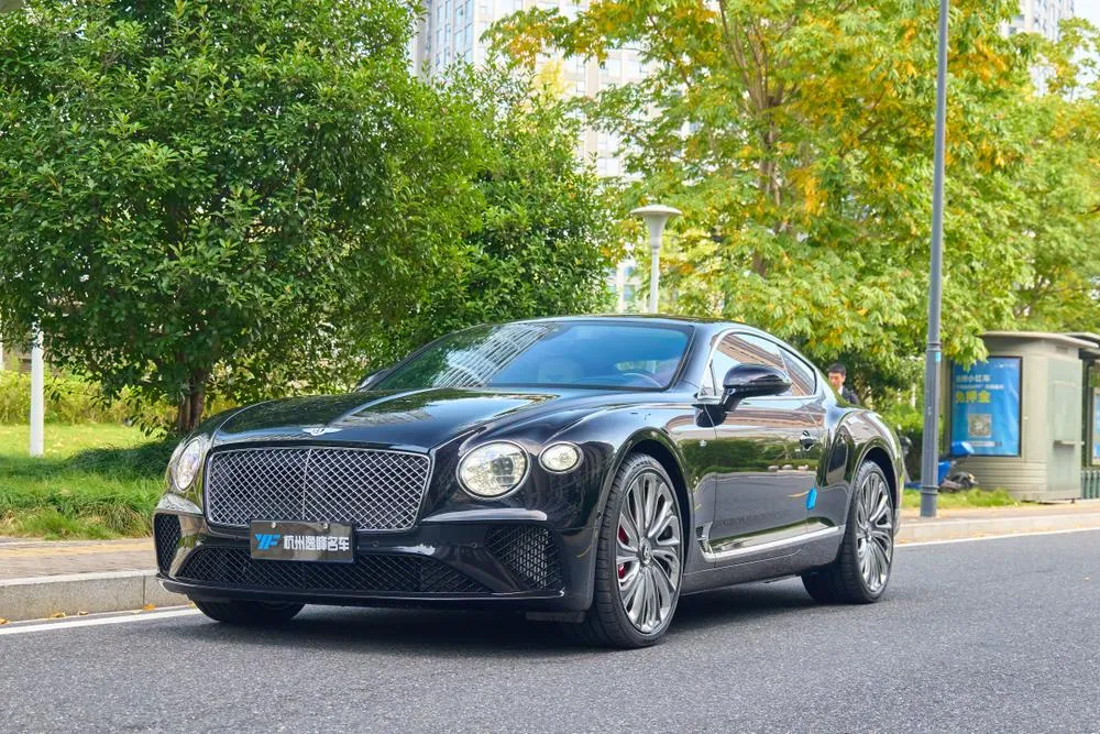 Bentley Continental 4.0T GT V8, 2020 — фото 1