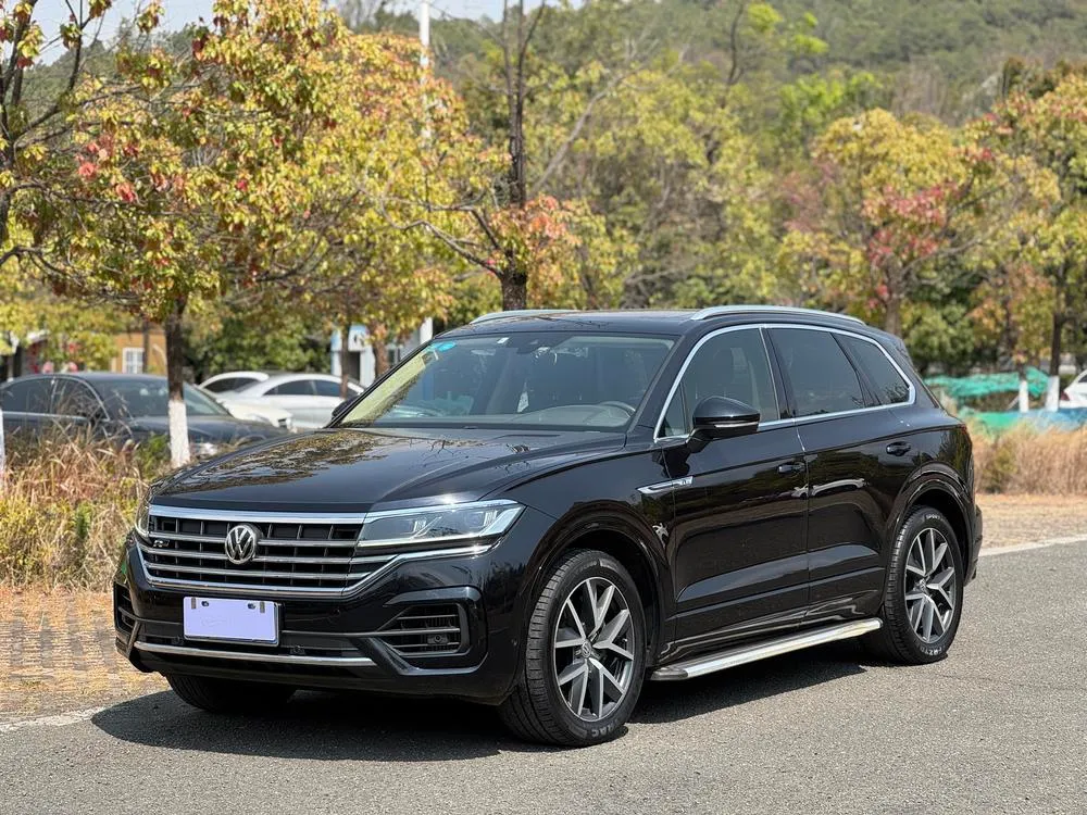 Volkswagen Touareg 3.0TSI Sharp Edition CN5, 2019 — фото 1