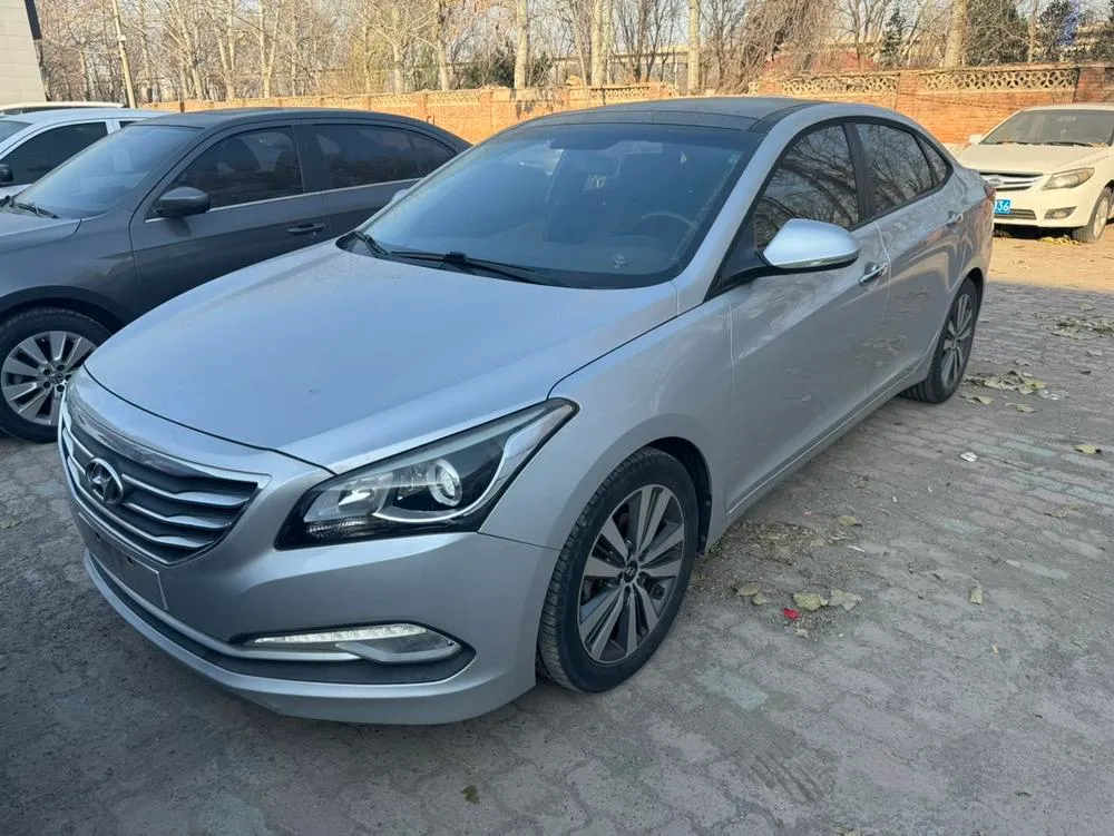 Hyundai Mistra 1.8L Auto Premium Version DLX, 2014 — фото 1