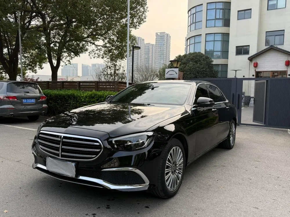 Mercedes-Benz E-Class, 2023