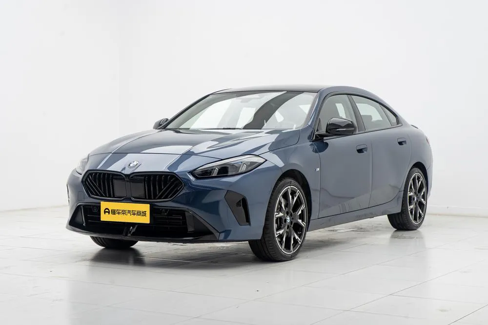 BMW 2-Series 225L M Sport, 2025 — фото 1