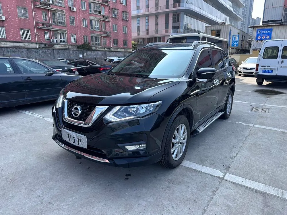Nissan X-Trail 2.0L CVT Comfort Edition 2WD, 2017 — фото 1