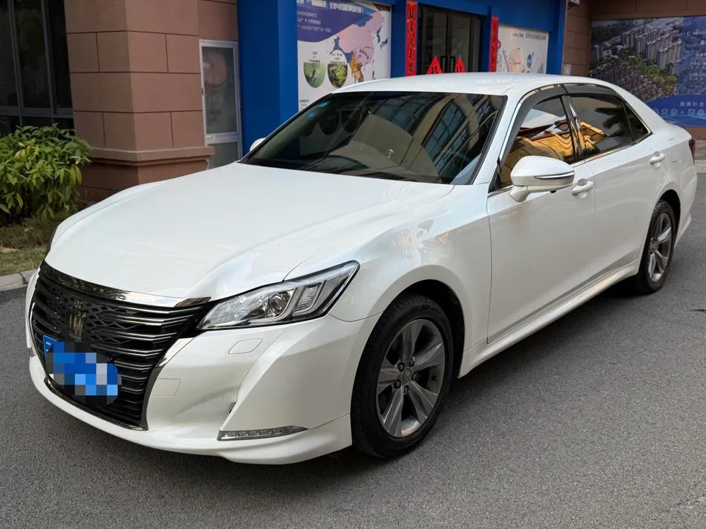 Toyota Crown 2.0T Edition, 2018 — фото 1
