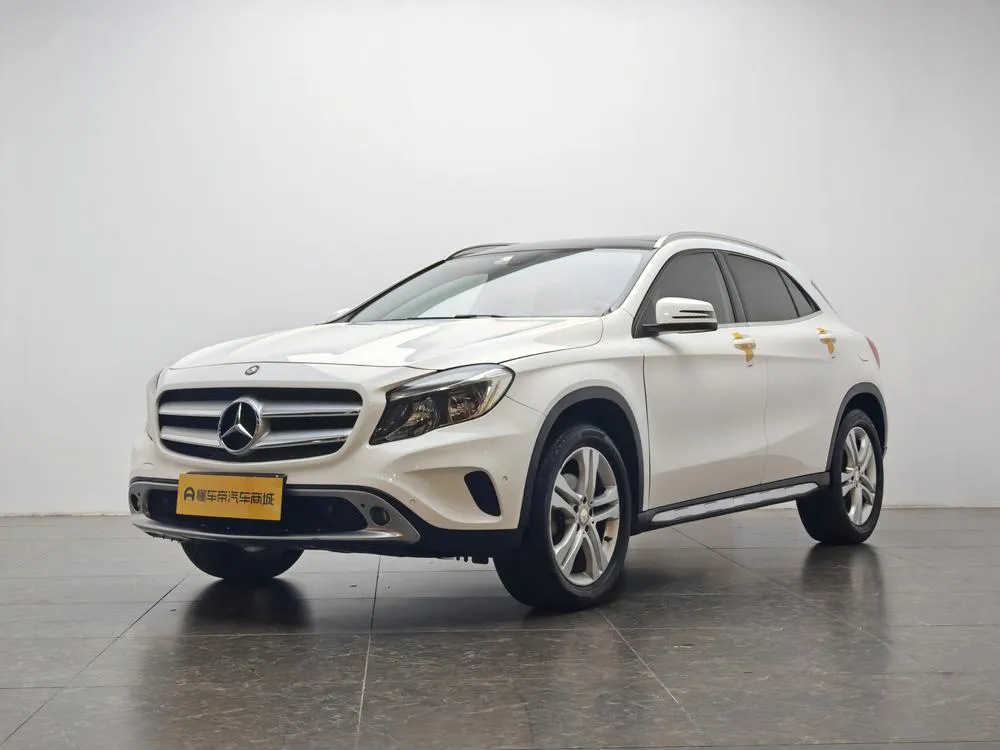 Mercedes-Benz GLA GLA 200 Version, 2015 — фото 1