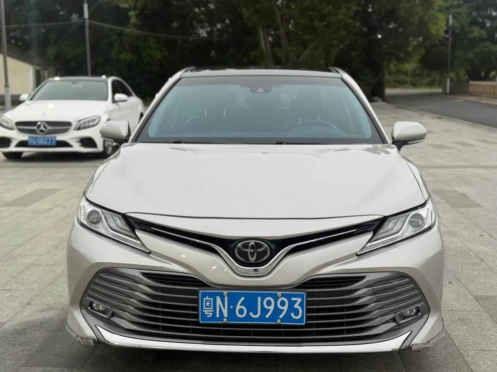 Toyota Camry 2.5G Luxury Edition CN6, 2019 — фото 1