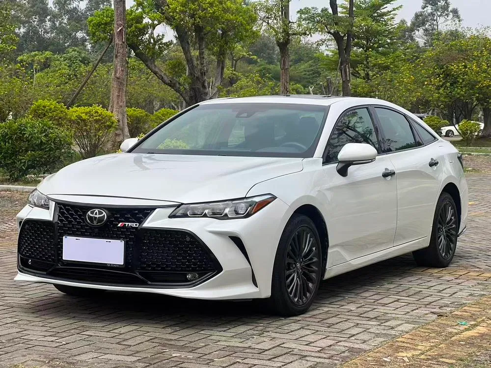 Тойота Avalon 2.5L Luxury Edition, 2021 — фото 1
