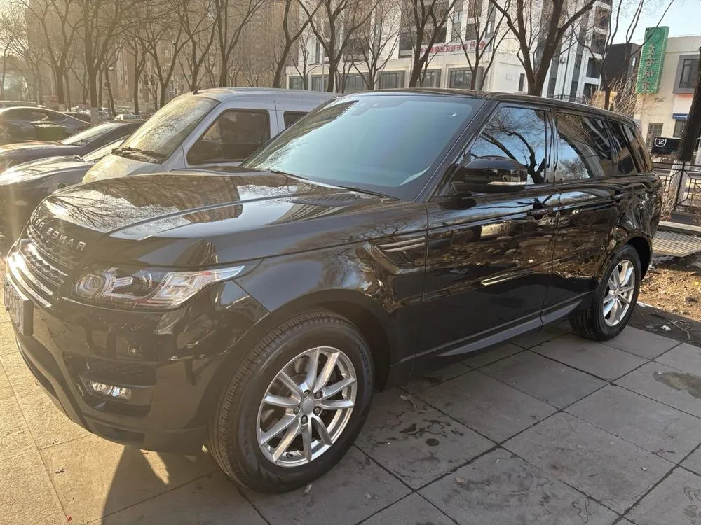 Ленд Ровер Range Rover Sport 3.0 V6 SC SE, 2017 — фото 1