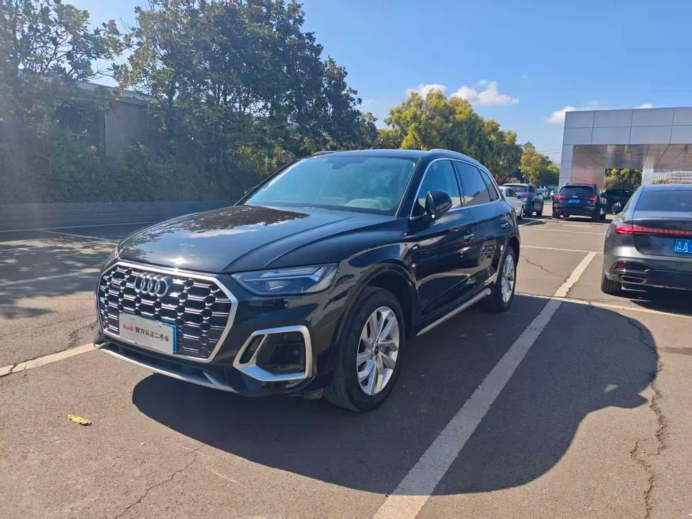 Audi Q5L 40T Luxury Version, 2022 — фото 1
