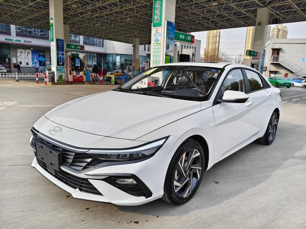 Hyundai Elantra 1.5L CVT GLX Elite Edition, 2023 — фото 1