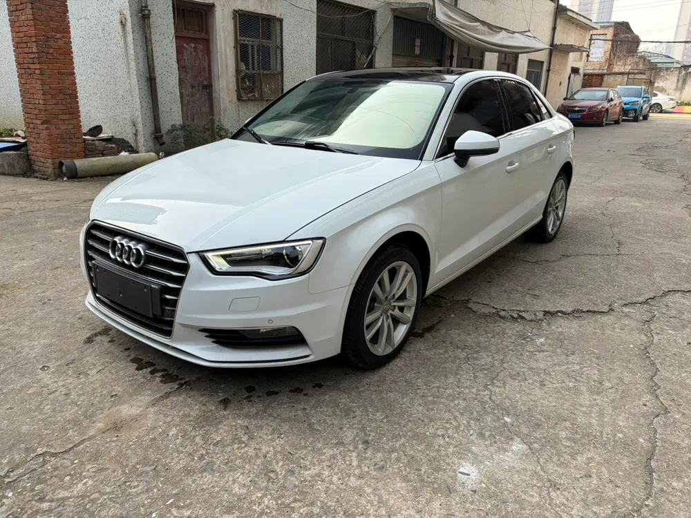Audi A3 Limousine 35 TFSI Style Version, 2016 — фото 1