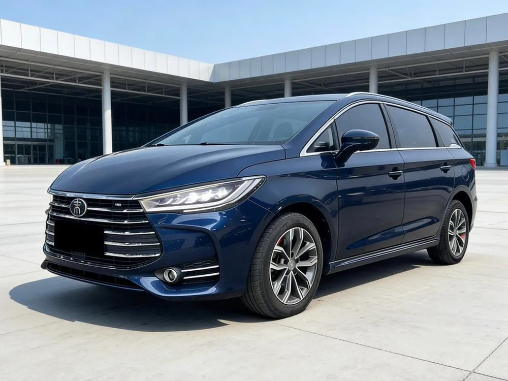 BYD Song MAX 1.5T Auto Smart Connected Version 7 Seater CN5, 2019 — фото 1