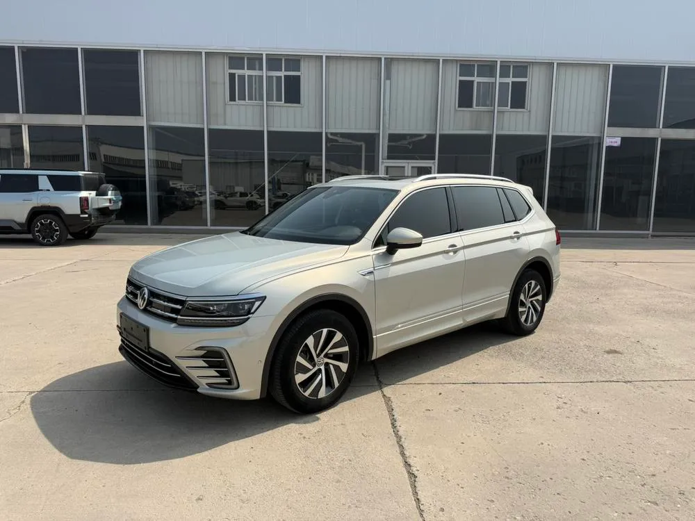 Volkswagen Tiguan L PHEV 430PHEV PHEV Hybrid Flagship Edition, 2020 — фото 1