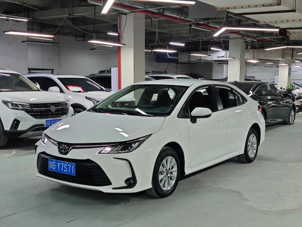 Тойота Corolla 1.2T S-CVT Edition, 2023 — фото 1