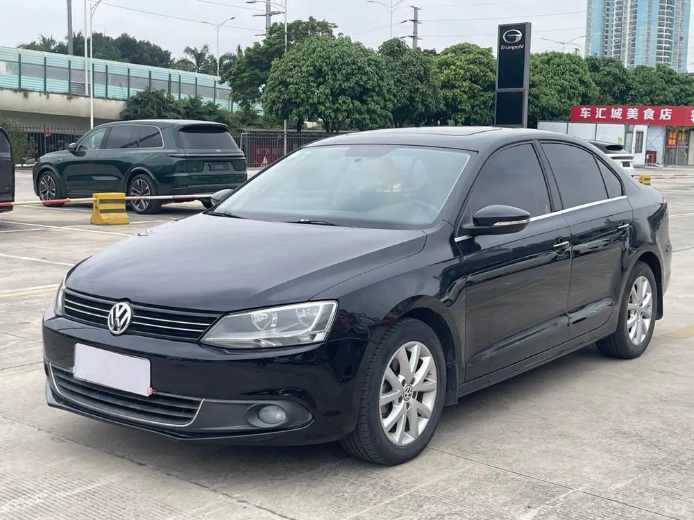 Volkswagen Sagitar 1.4TSI Auto Luxury Version, 2012 — фото 1