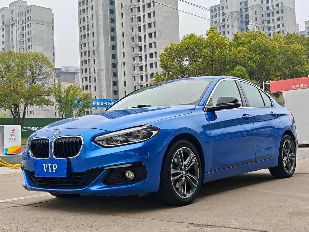 BMW 1-Series 118i Sport Version, 2018 — фото 1