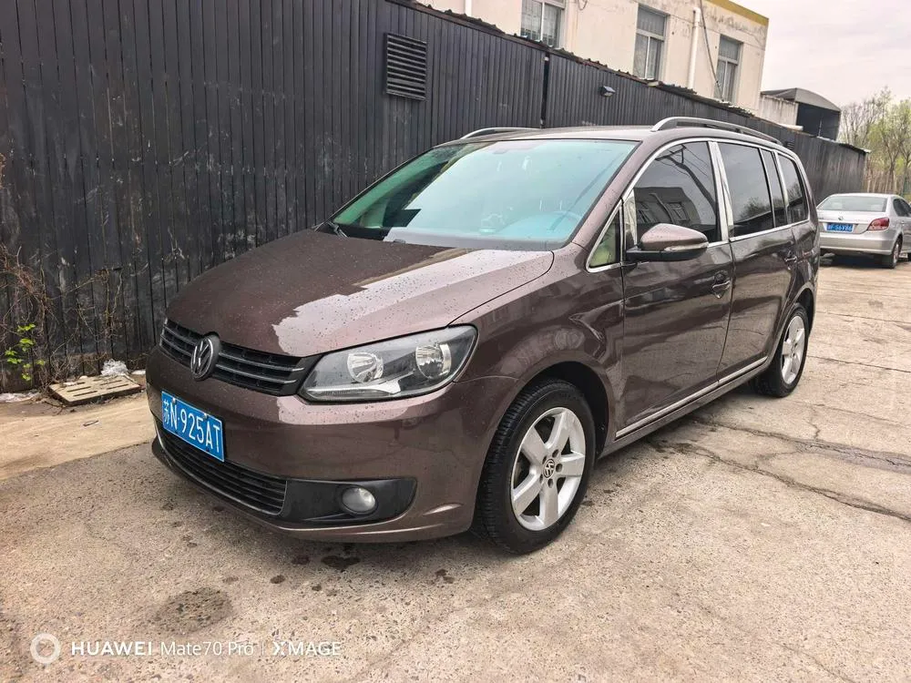 Volkswagen Touran 1.4T Auto Comfort Edition 5 Seater, 2013 — фото 1
