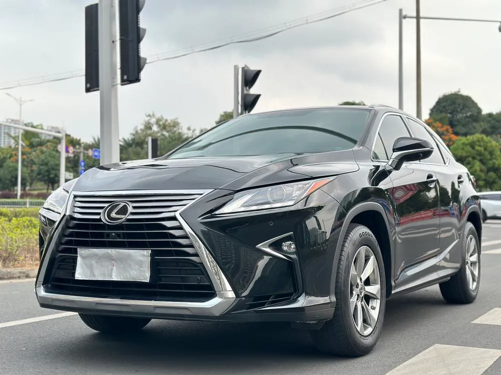 Lexus RX 300 2WD Elite Edition CN5, 2016 — фото 1