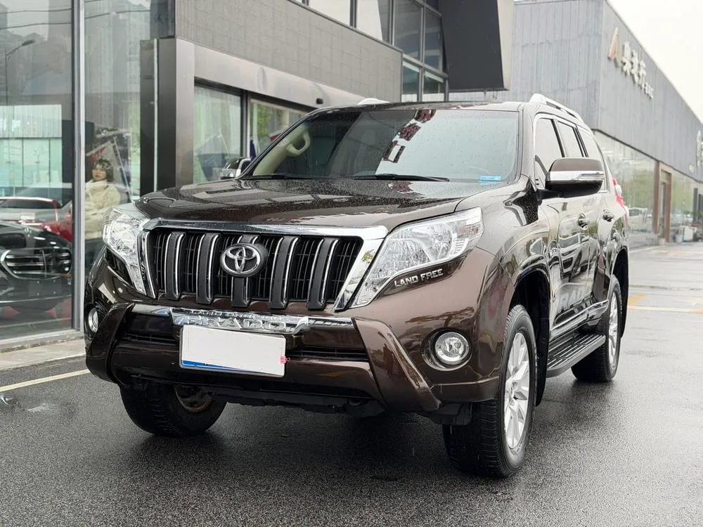 Toyota Prado (Import) 4.0L Auto 4WD 7 Seater Parallel Import, 2018 — фото 1