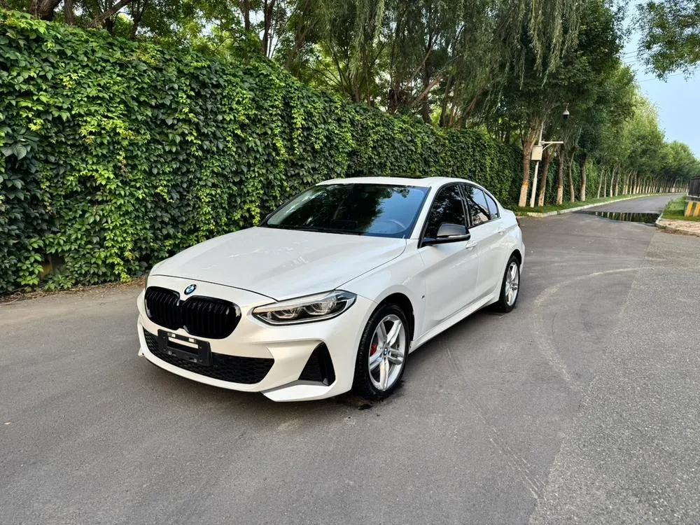 BMW 1-Series, 2021