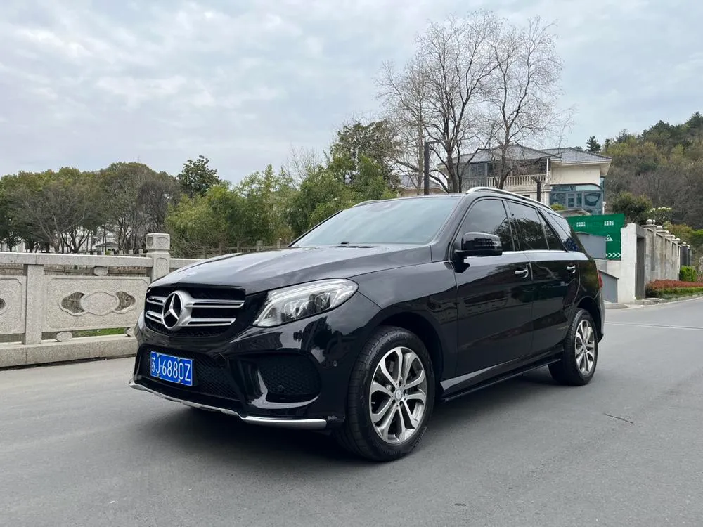 Mercedes-Benz GLE (Import), 2016
