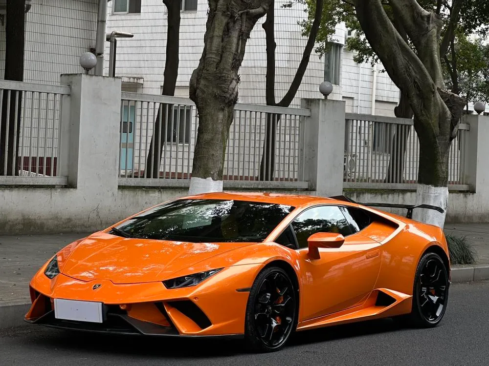 Lamborghini Huracán LP 610-4, 2014 — фото 1