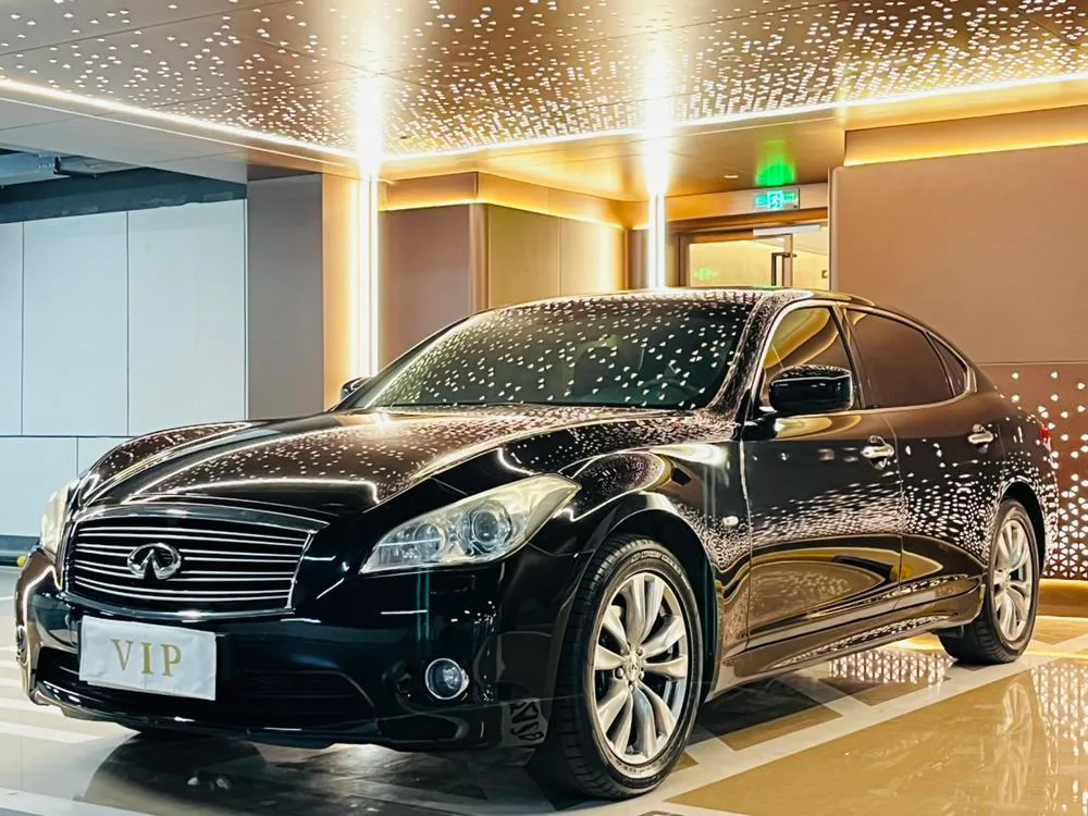 Infiniti M-Series M25L Elite Edition, 2012 — фото 1