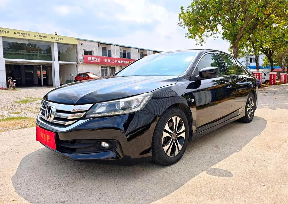 Honda Accord, 2015