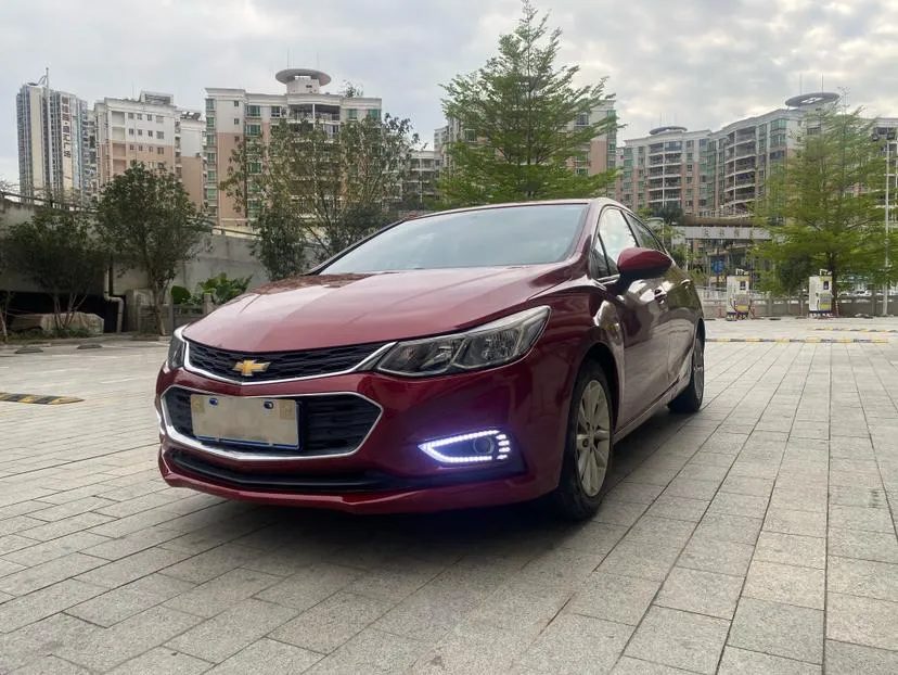 Шевроле Cruze 1.5L Auto Sunroof Edition, 2017 — фото 1
