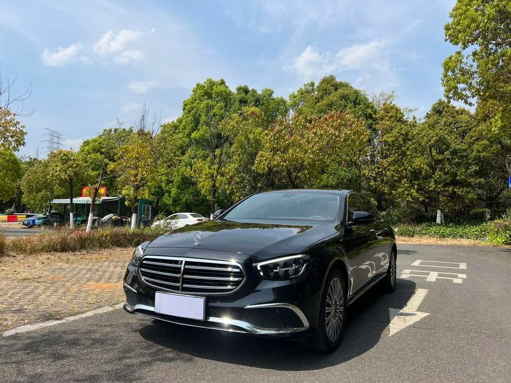 Mercedes-Benz E-Class, 2023