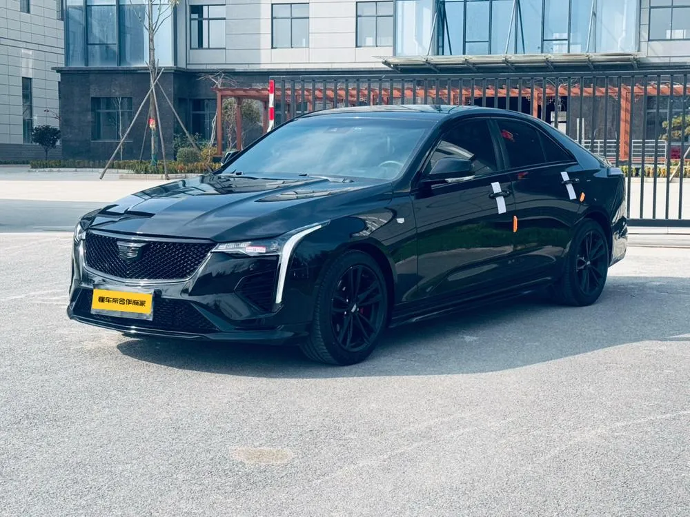 Cadillac CT4, 2022