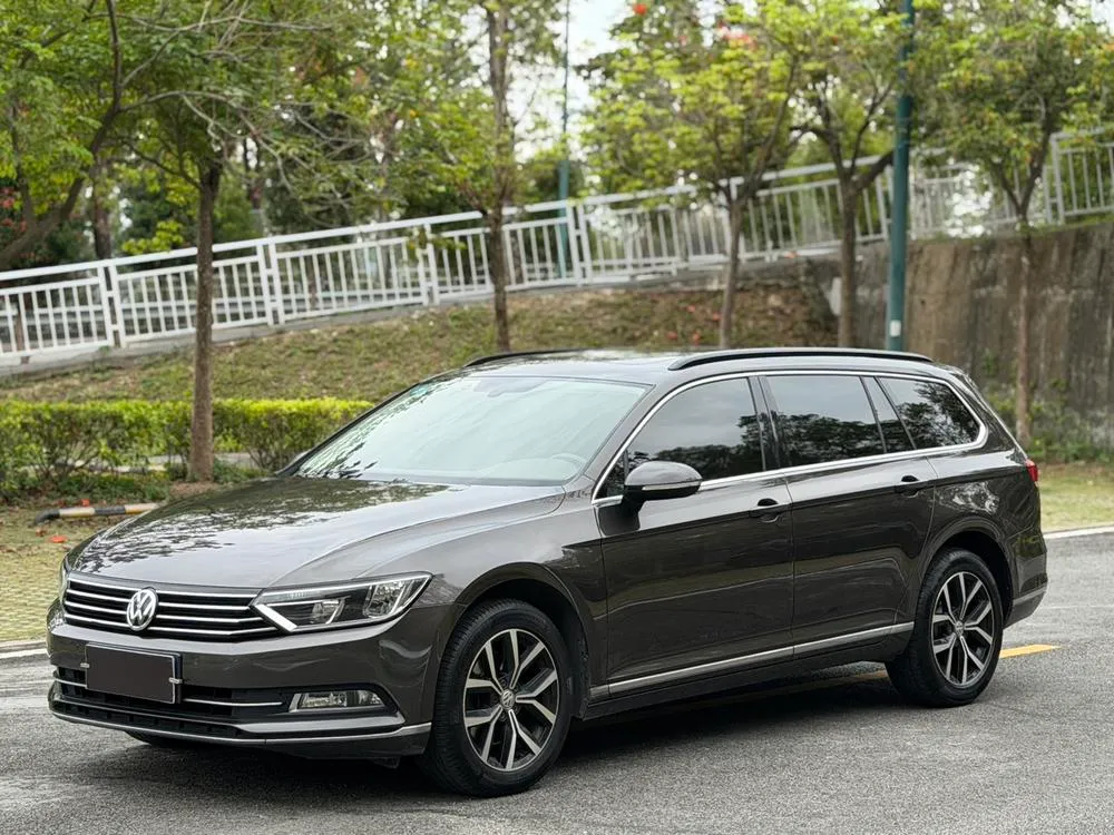 Volkswagen Variant 380TSI 2WD Edition, 2016 — фото 1