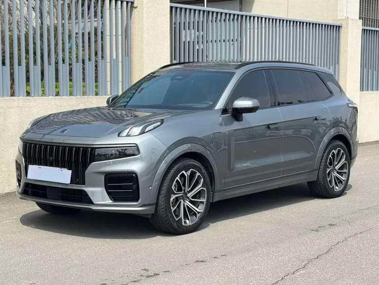 Lynk & Co 09 EM-P, 2021