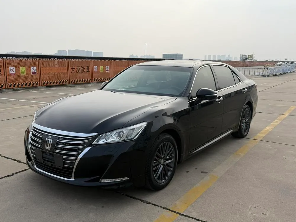Toyota Crown 2.0T Sport Edition, 2017 — фото 1