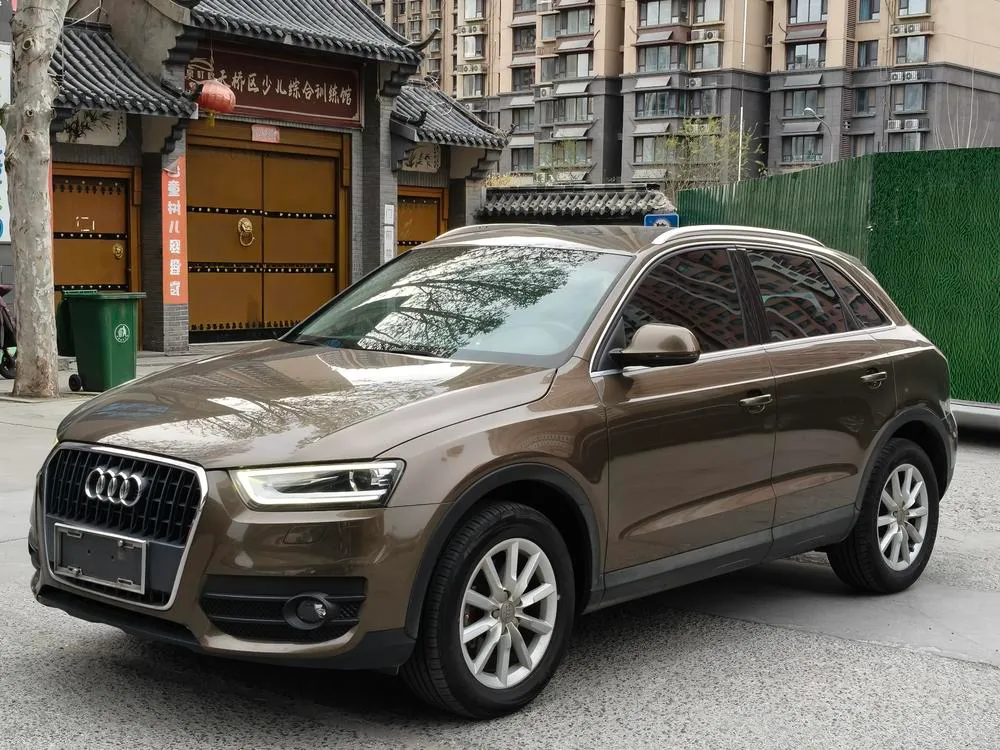 Audi Q3 35 TFSI Version, 2013 — фото 1