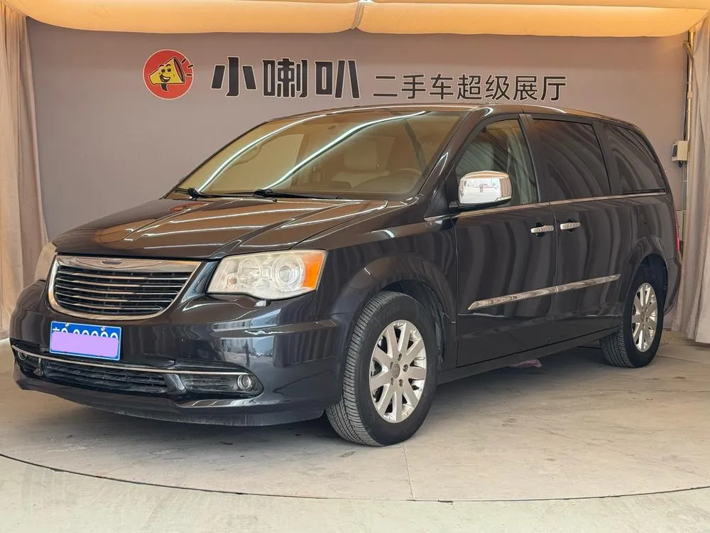 Chrysler Grand Voyager (Import) 3.6L Comfort Edition, 2014 — фото 1