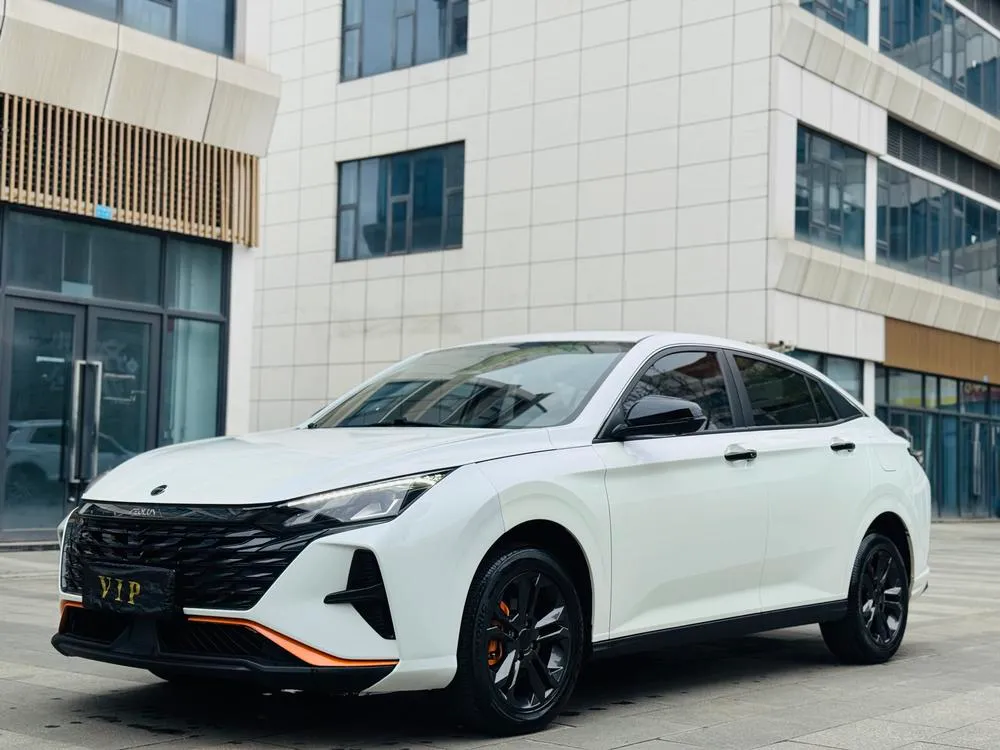 Dongfeng Fengshen Yixuan Edition 1.5L Auto Edition, 2023 — фото 1