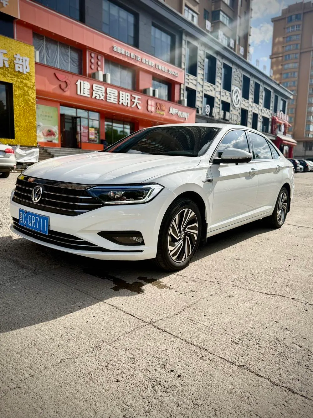 Volkswagen Sagitar, 2022