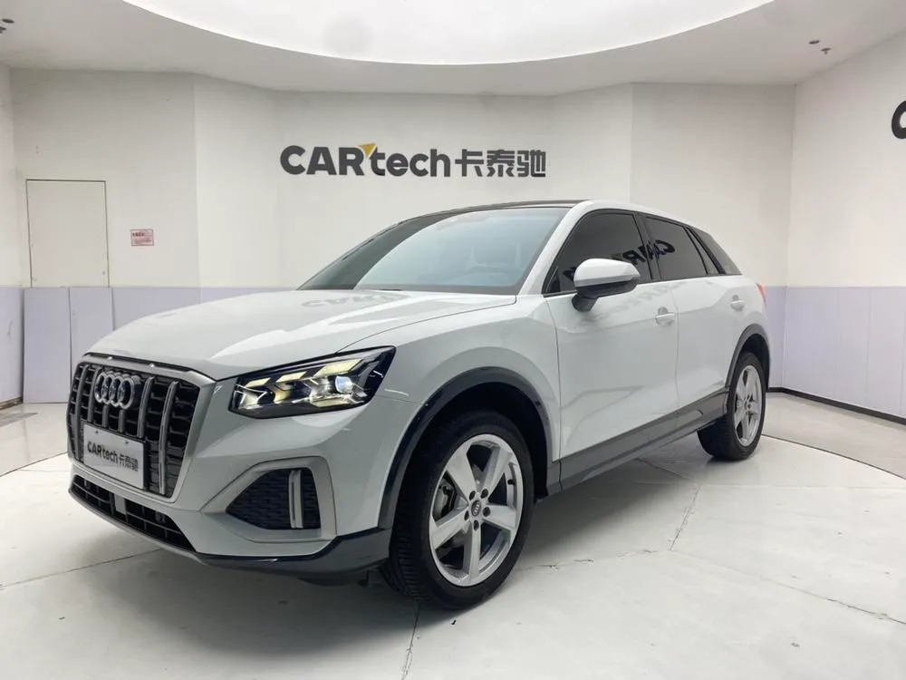 Audi Q2L, 2022