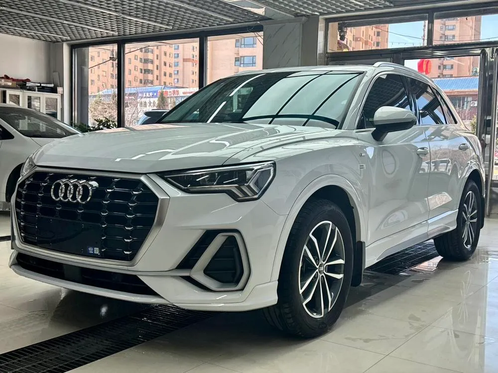 Audi Q3 35 TFSI Version, 2022 — фото 1