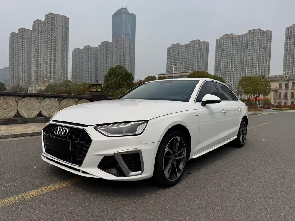 Audi A4L, 2020